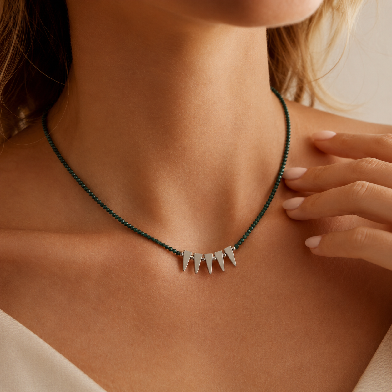 Faceted Malachite Bead Necklace with Silver Spike Pendants – S925 Adjustable Green Gemstone Choker