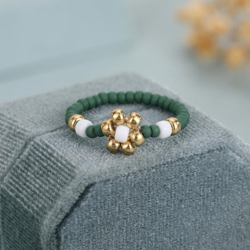 Dark Green Beaded Flower Ring, Miyuki Seed Bead Stretch Ring, Gold-Tone Daisy product image 2